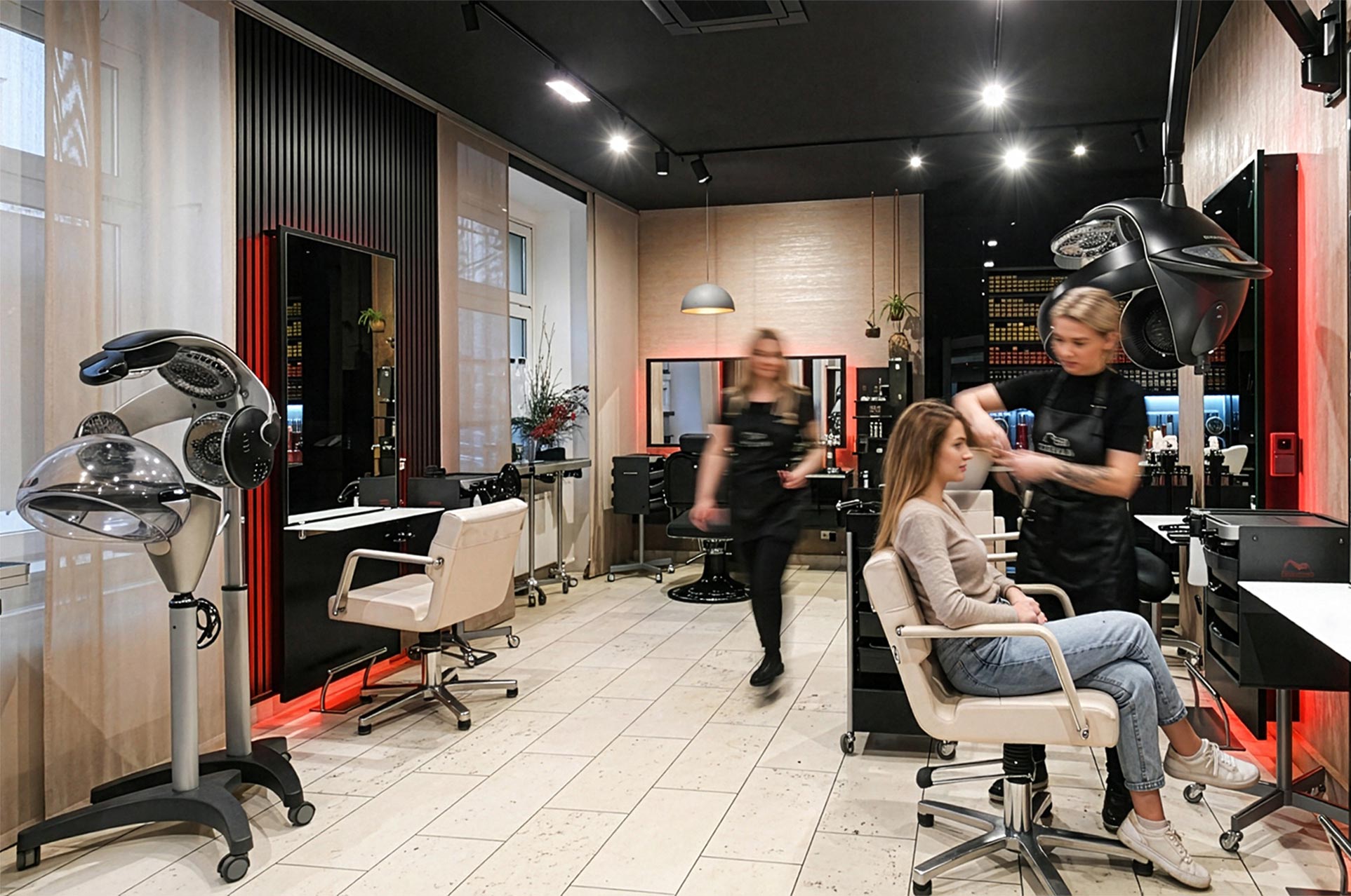 salon kontakty